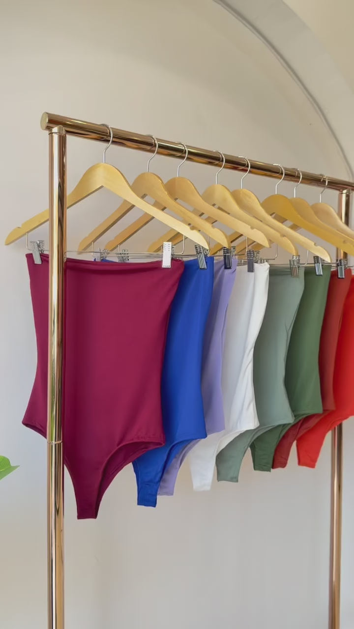 BODY TOMARA QUE CAIA - Slim e Plus