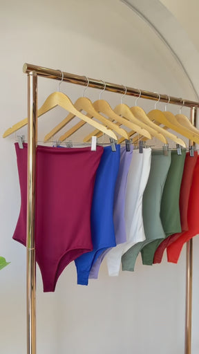 BODY TOMARA QUE CAIA - Slim e Plus